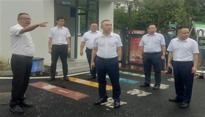 遂寧興業(yè)集團(tuán)召開“問題大排查、作風(fēng)大整治、工作大提升”專項(xiàng)行動現(xiàn)場推進(jìn)會